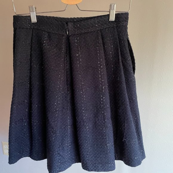 Banana Republic Navy Flare Mini Skirt, Size 2 - Picture 2 of 3